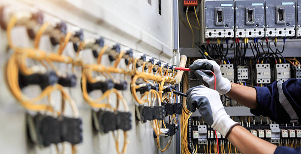 Professional Electrician technician working in Depoe Bay, OR